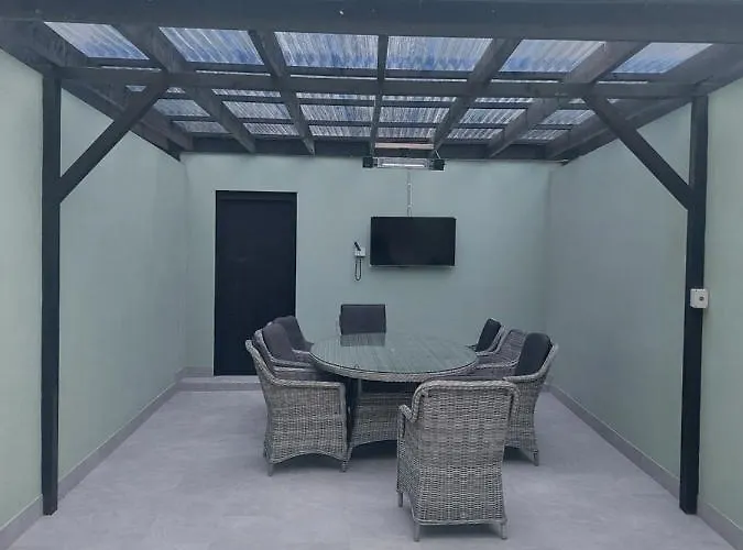 Tribeca Голуэй